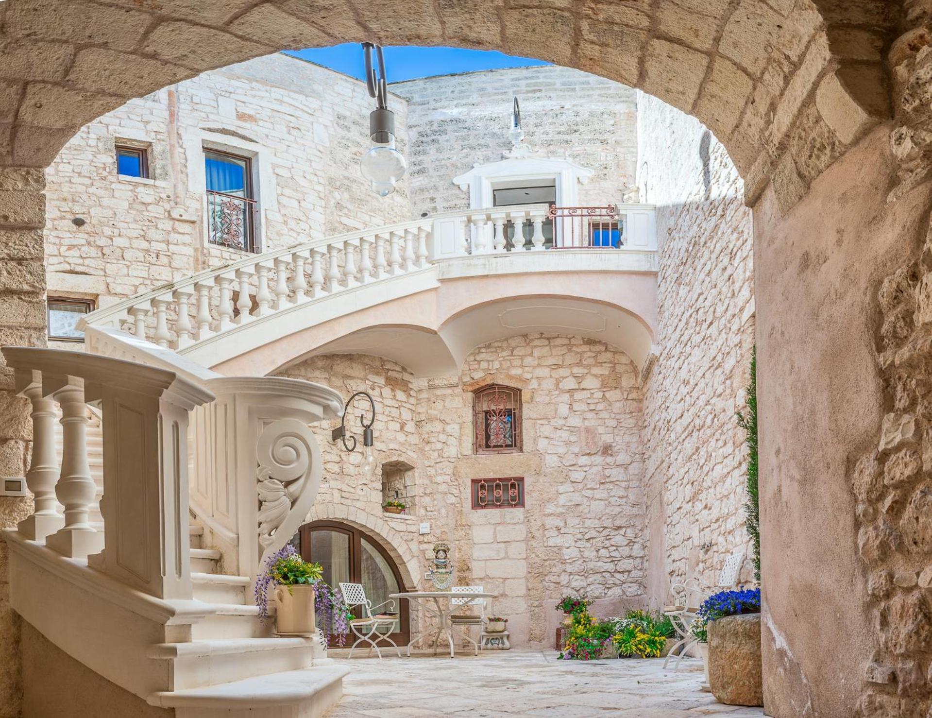 לינה וארוחת בוקר קרוביניו Dimora Dell'Osanna מראה חיצוני תמונה